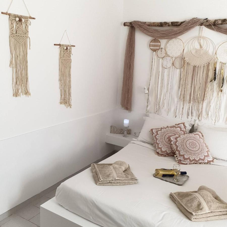 Sagma Central Rooms Perissa  Bagian luar foto