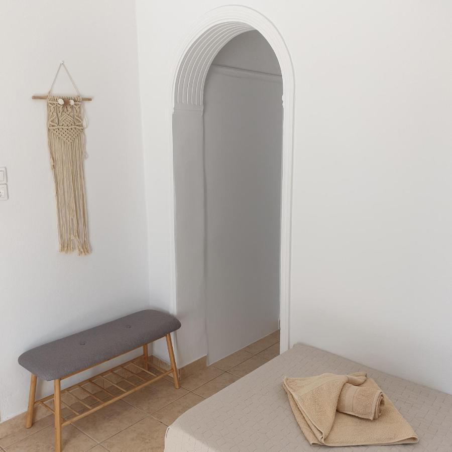 Sagma Central Rooms Perissa  Bagian luar foto